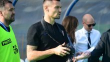 Lovren ni s čim izazvan Englezima ispričao što mu je Modrić priznao; očito je želio da svi to čuju