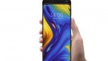 Novi Xiaomi Mi Mix 3 dolazi sa skočnim kamerama i deset GB RAM-a