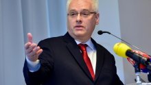 I Josipović želio vratiti novac stranci i izbjeći plaćanje poreza?