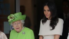 Meghan Markle je kraljicu iznervirala svojim ponašanjem prije vjenčanja i otada ne prestaju tenzije