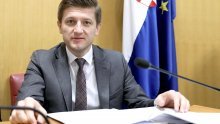 Ministar Marić zadovoljan najavama poslodavaca da će radnicima isplatiti veće nagrade