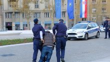 Živi Zid posadio magnolije kod Meštrovićevog paviljona, intervenirala policija