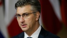 Plenković: Ljubav prema bližnjem, međusobno prihvaćanje i uvažavanje najvažnije vrijednosti božićne poruke