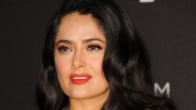 Salma Hayek užarila društvene mreže fotografijama s plaže