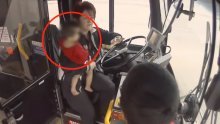 Vozačica autobusa s juga Srbije hit u Americi: Spasila bebu koja je usred zime bosa trčala ulicom