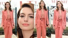 Anne Hathaway naučila lekciju i zablistala u najpoželjnijoj boji godine