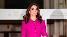 Kate Middleton se pojavila u već viđenom, ali prilično staromodnom stajlingu