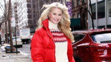 Za nju su godine samo broj: Christie Brinkley u seksi hlačama od vinila plijenila poglede