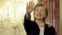 Clinton calls for agreement on reforms