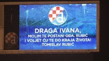 Uoči okršaja na Maksimiru na semaforu osvanula poruka koja je oduševila cijeli stadion