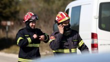 Otac i sin iz Duća teško opečeni u požaru obiteljske kuće