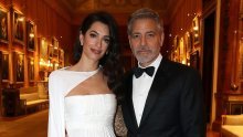 Bajkovito izdanje Amal Clooney: Sve je očarala u prekrasnoj haljini staroj 12 godina