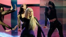 Još jedna Albanka juriša prema statusu pop zvijezde, a tepaju joj da je nova Lady Gaga