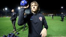 Maksimalni Luka Modrić; hrvatski kapetan prestigao i Davora Šukera za kojeg se mislilo da je nedodirljiv