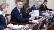 Plenković o Karadžiću i Jeleni Veljači, o aktualnim aferama ministara Žalac i Marića potpuni muk