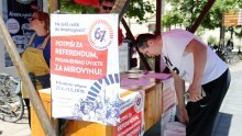 Još nekoliko sati za potpise za referendum protiv mirovinske reforme, prvi rezultati u ponoć