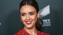 Jessica Alba otkrila zašto se izgladnjivala: 'Nisam željela svojim oblinama privlačiti poglede drugih muškaraca'