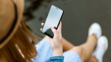 Kupili ste novi Android ili iPhone i želite prebaciti kontakte na njega? Ništa lakše