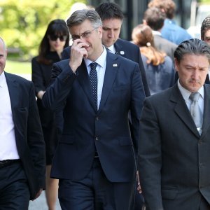 Predsjednik saborskog kluba HDZ-a Branko Bačić, predsjednik Vlade Andrej Plenković