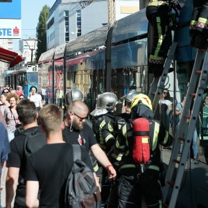 Požar tramvaja u Zagrebu