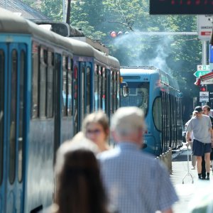 Požar tramvaja u Zagrebu