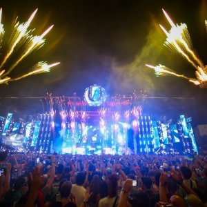 DJ Alesso zatvorio je drugu večer Ultra Europe Festivala