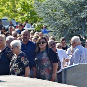 Pokop Blagice Bandić, majke zagrebačkog gradonačelnika Milana Bandića