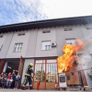 Zagreb: Dan otvorenih vrata Javne vatrogasne postrojbe Grada Zagreba