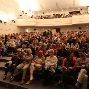 Sarajevska hit komedija 'Prekvalifikovana' u Hrvatskom kulturnom domu na Sušaku