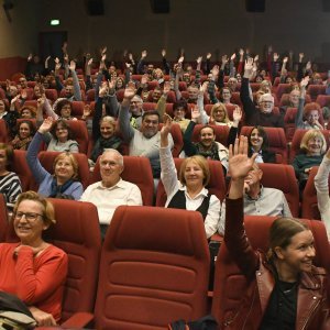 Na DOKUartu održana Noć ružnih džempera