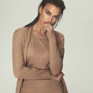 Irina Shayk u novoj kampanji brenda Intimissimi