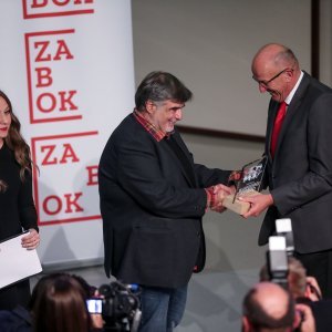 Goran Tribuson je dobitnik Nagrade Gjalski 2019. za roman "Otac od bronce"