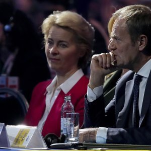 Ursula von der Leyer i Donald Tusk