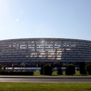 Baku (Aze) - Olimpijski stadion (68,700)