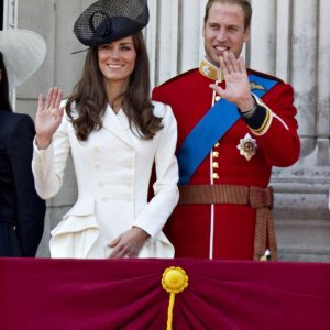 Kate Middleton i princ William - Trooping the Colour 11.6.2011.