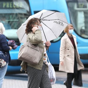 Promjena vremena s kišom stigla u Zagreb