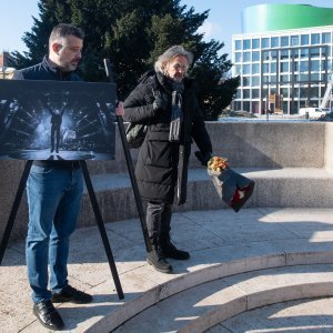 Građani na Zdencu života odaju počast Akiju Rahimovskom