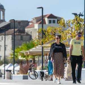 Kaštelani i Kaštelanke uživali u babljem ljetu