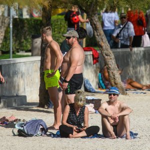 Kaštelani i Kaštelanke uživali u babljem ljetu