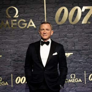 Daniel Craig