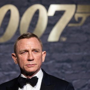 Daniel Craig