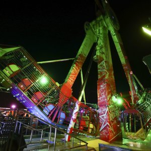 Winter Park - u parku dr. Franje Tuđmana postavljena je nova atrakcija zagrebačkog Adventa, panoramski kotač visok 36 metara