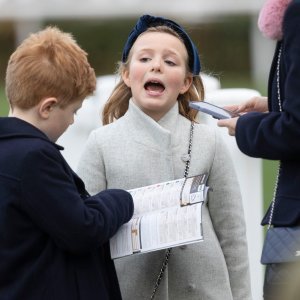 Lena i Mia Tindall