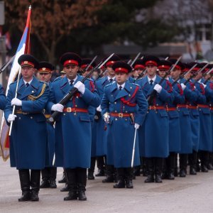 Defile povodom neustavnog Dana Republike Srpske