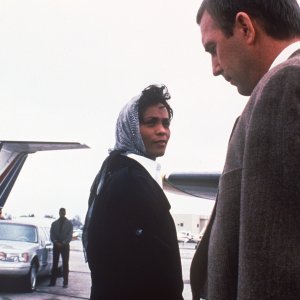 Kevin Costner i Whitney Houston 1992. - film 'Tjelohranitelj'