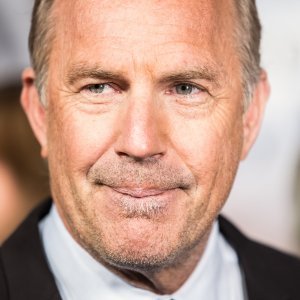 Kevin Costner 2016.