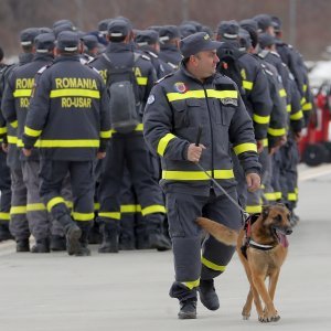 Spasilačke službe putuju prema Turskoj