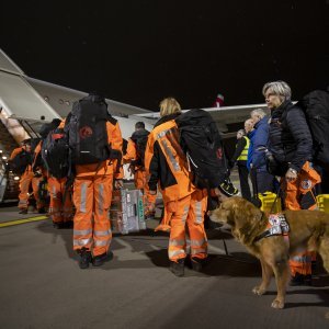 Spasilačke službe putuju prema Turskoj