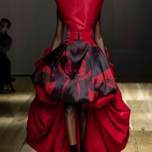 Modna revija kuće Alexander McQueen