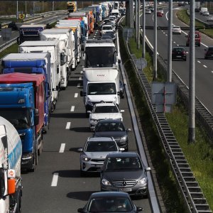 Kilometarske kolone na zagrebačkoj obilaznici